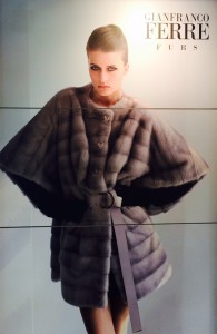 Gianfranco ferre furs шубы в Милане
