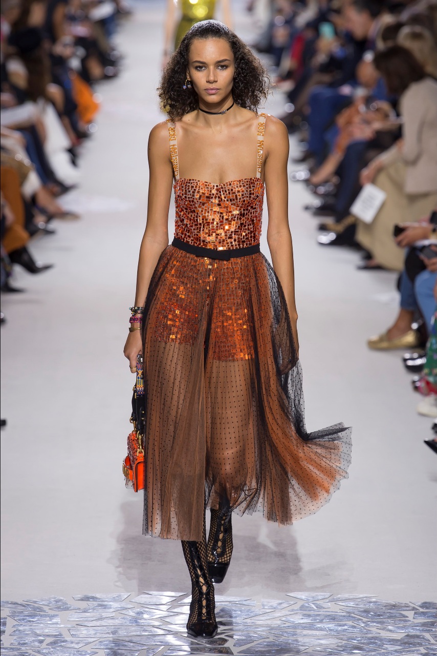 Christian Dior. Оранжевый цвет